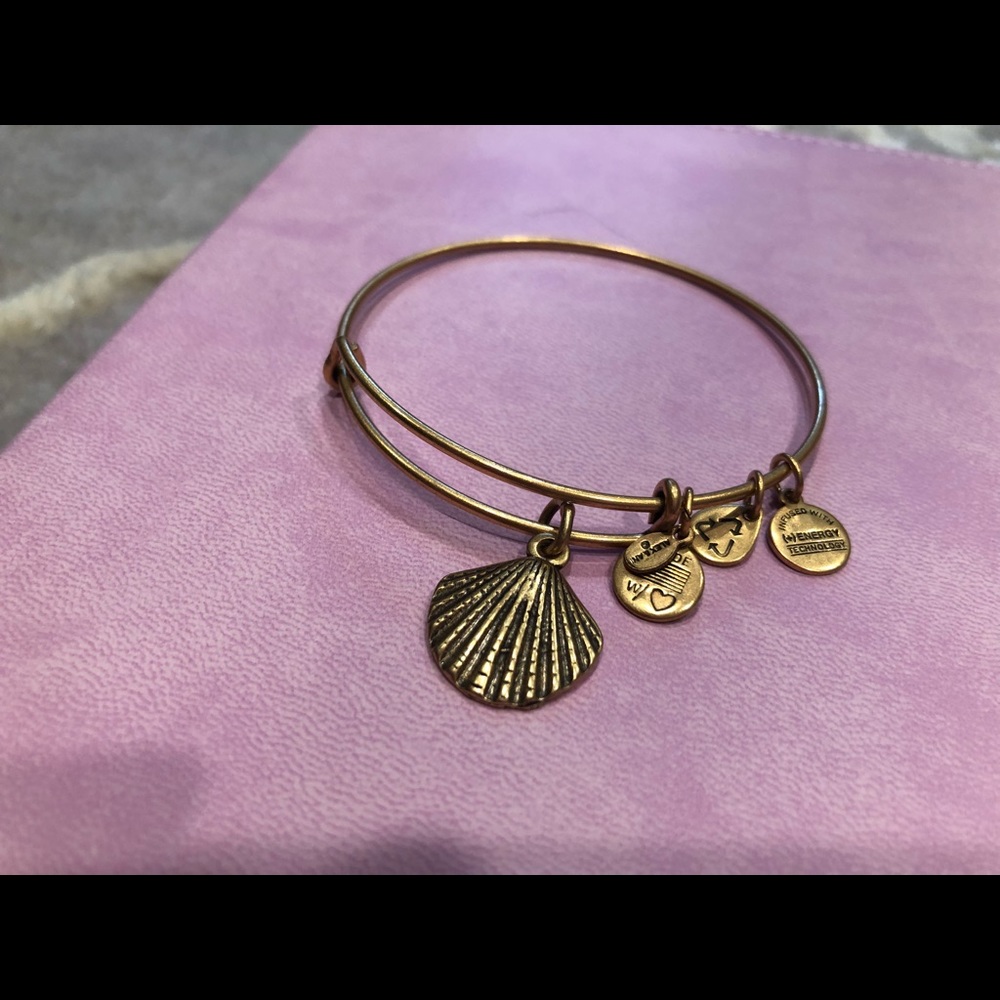 Alex and ani seashell bangle